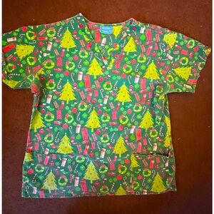 The Scrub Co. large scrub top